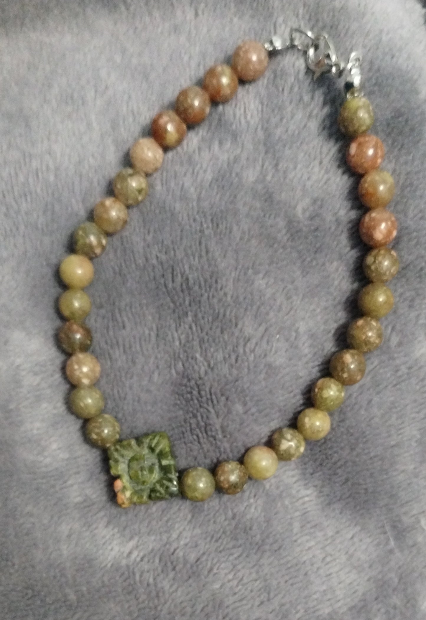 Chinese Unakite Stretch bracelet with Clasp