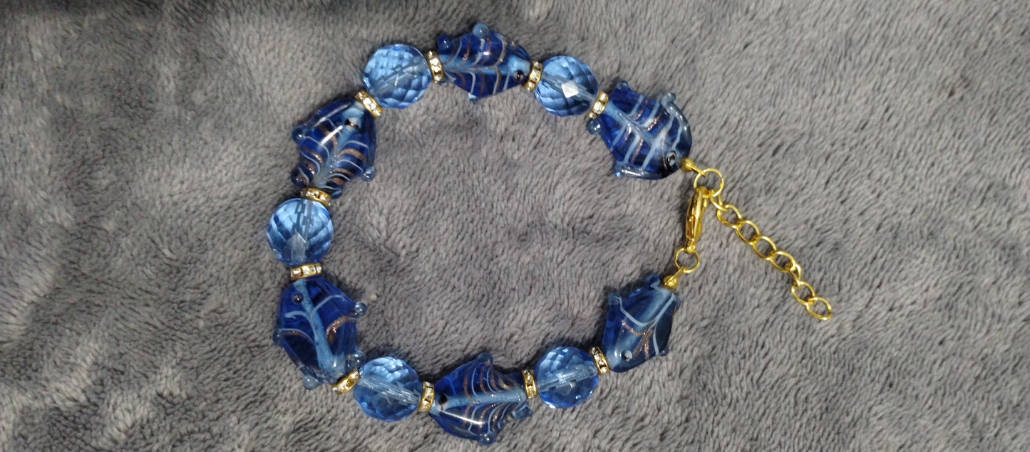 Blue fish bracelet 8+ inches