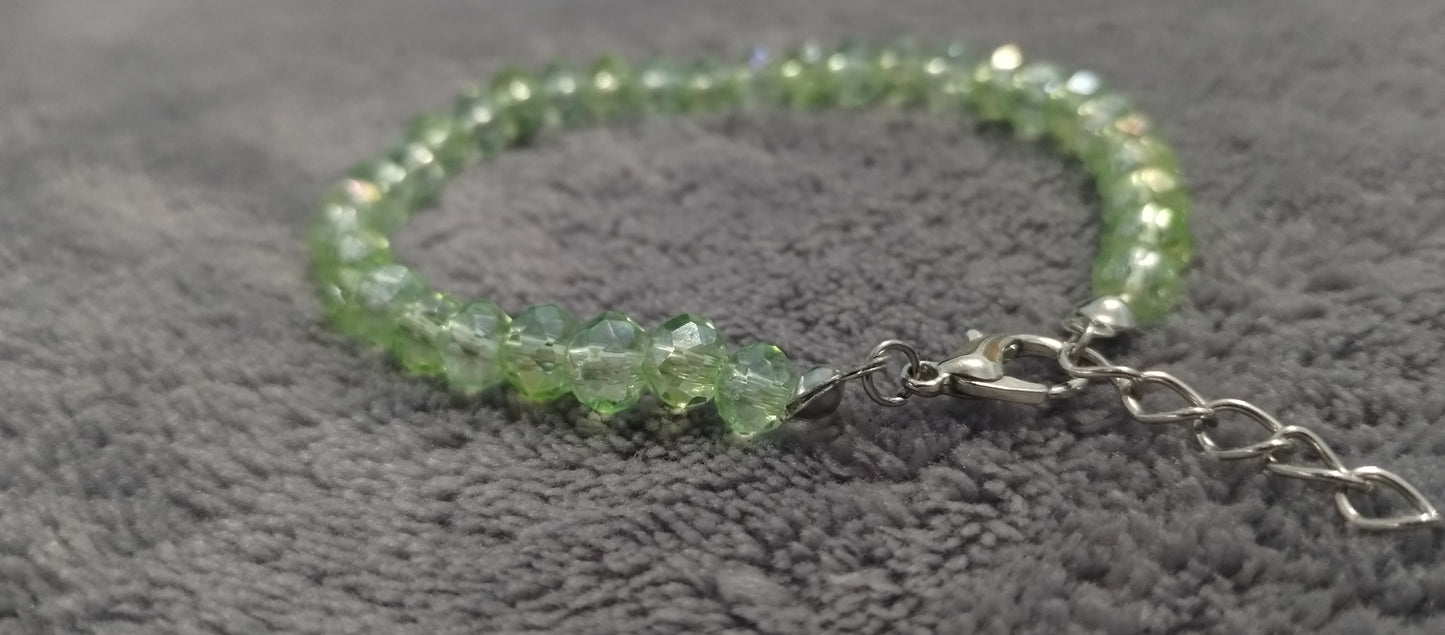 2 toned light green Crystal bracelet 6.75+inch w/ silver clasp