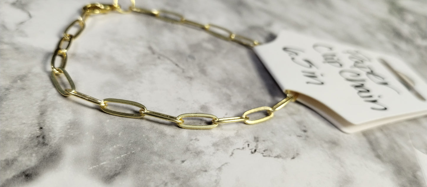 Gold Lips chain bracelet 6.5 inch