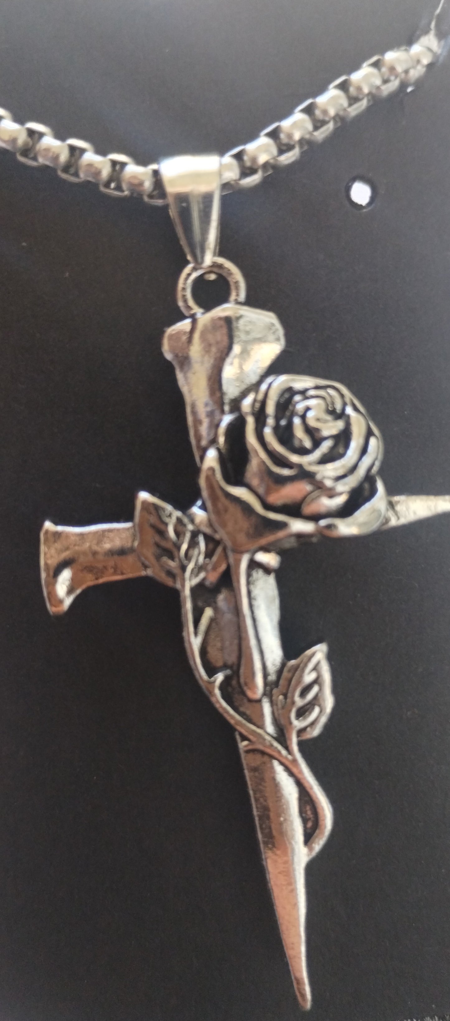 Men's cross w/ beautiful rose in silver