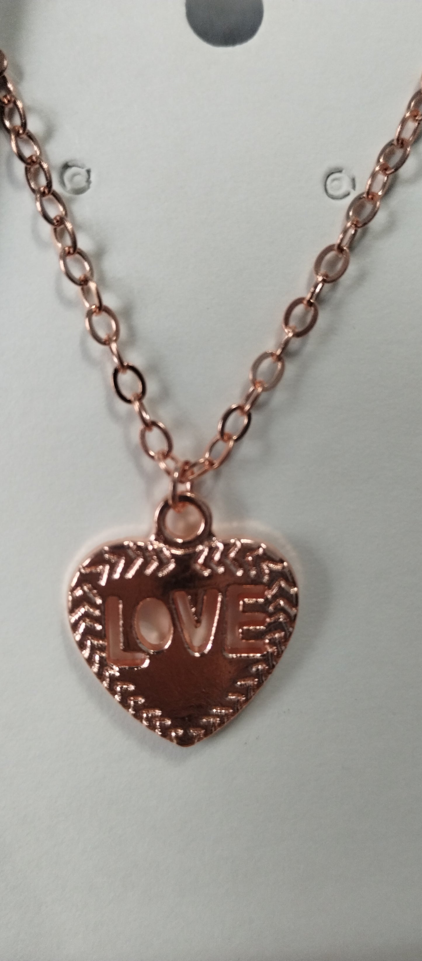 Rose Gold Necklaces 8 cute styles to choose from